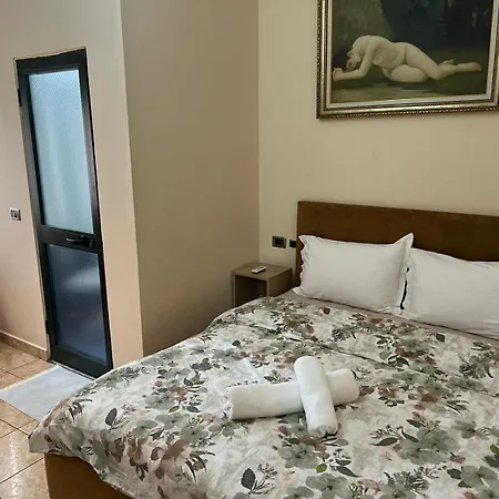 Hotell Lura 3*